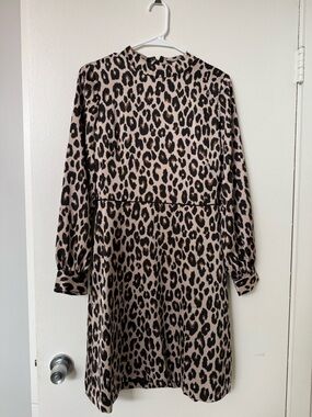 Ann Taylor Leopard Print Long Sleeve Dress in Beige and Black